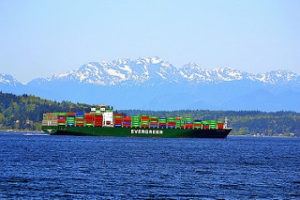 China Explores Newly Available Arctic Shipping Routes